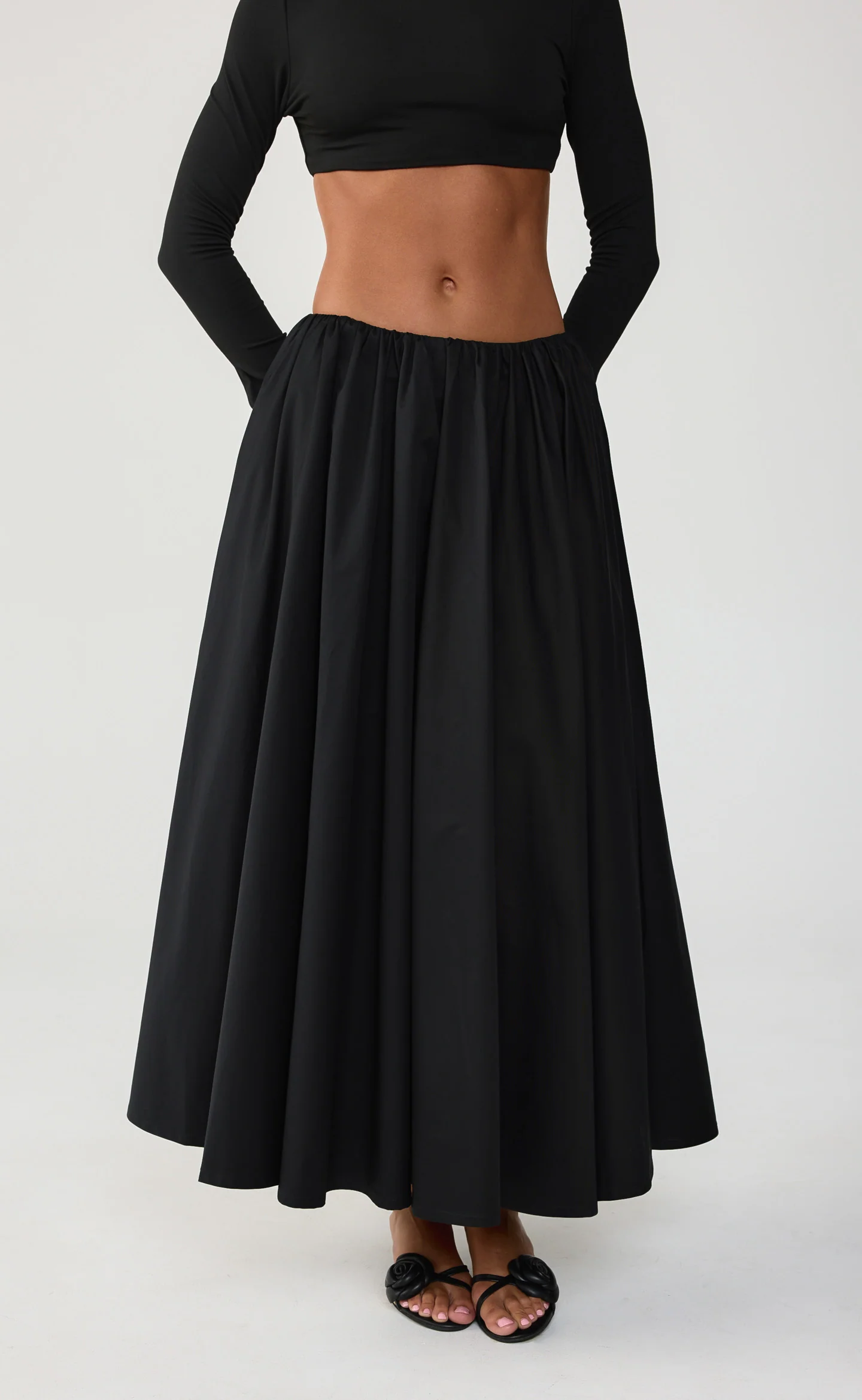 Herlow Maxi Skirt (Black) - Image 4