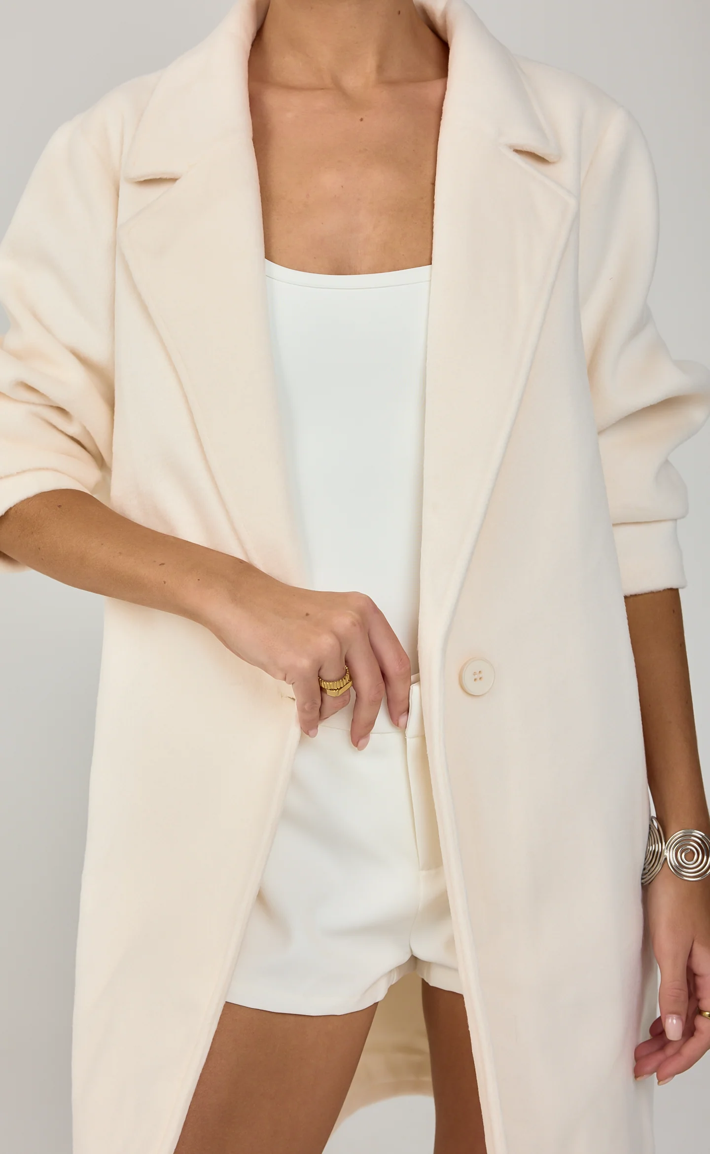 Senara Cropped Coat (Cream) - Image 3