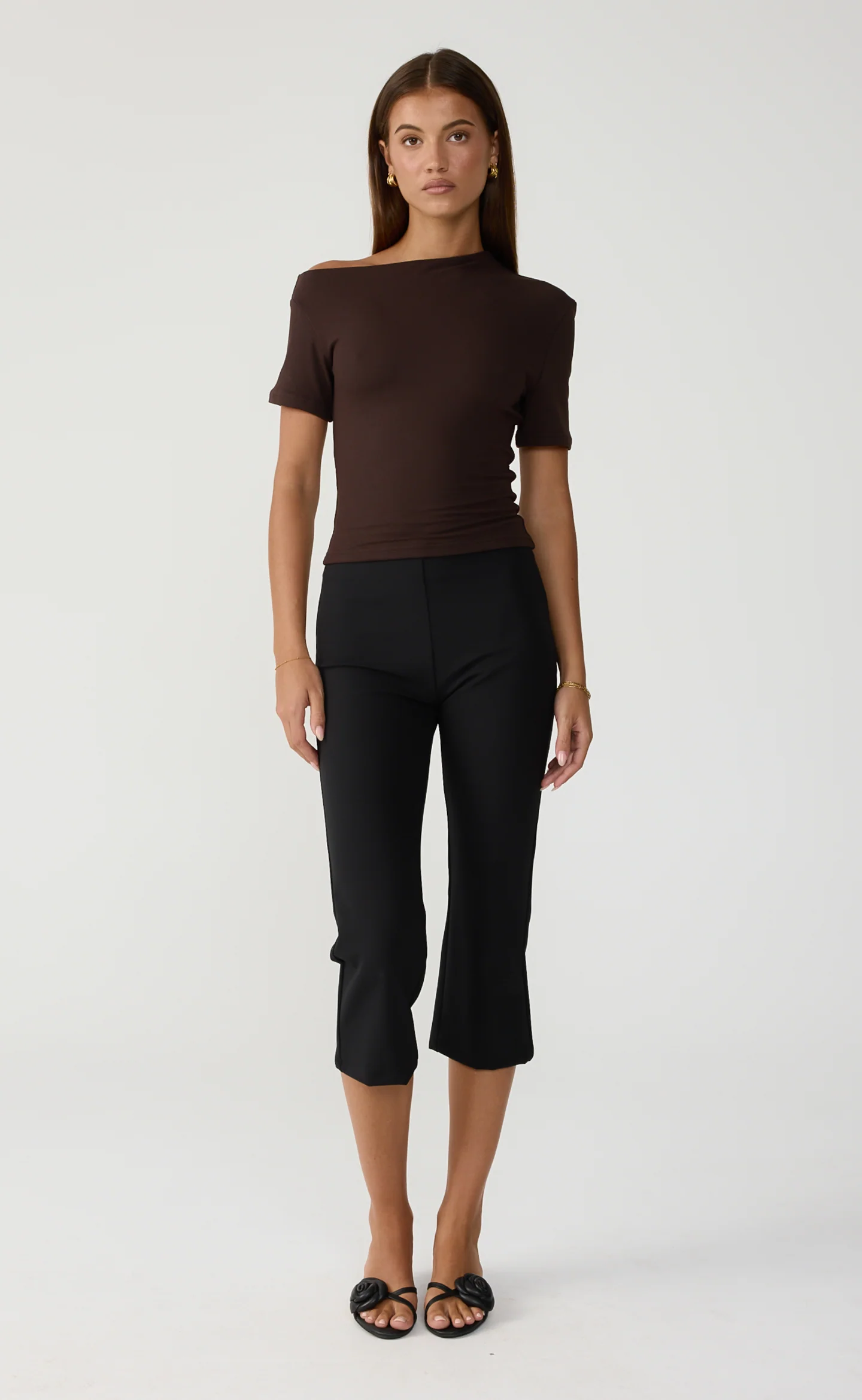 Serene Capri Pants (Black)