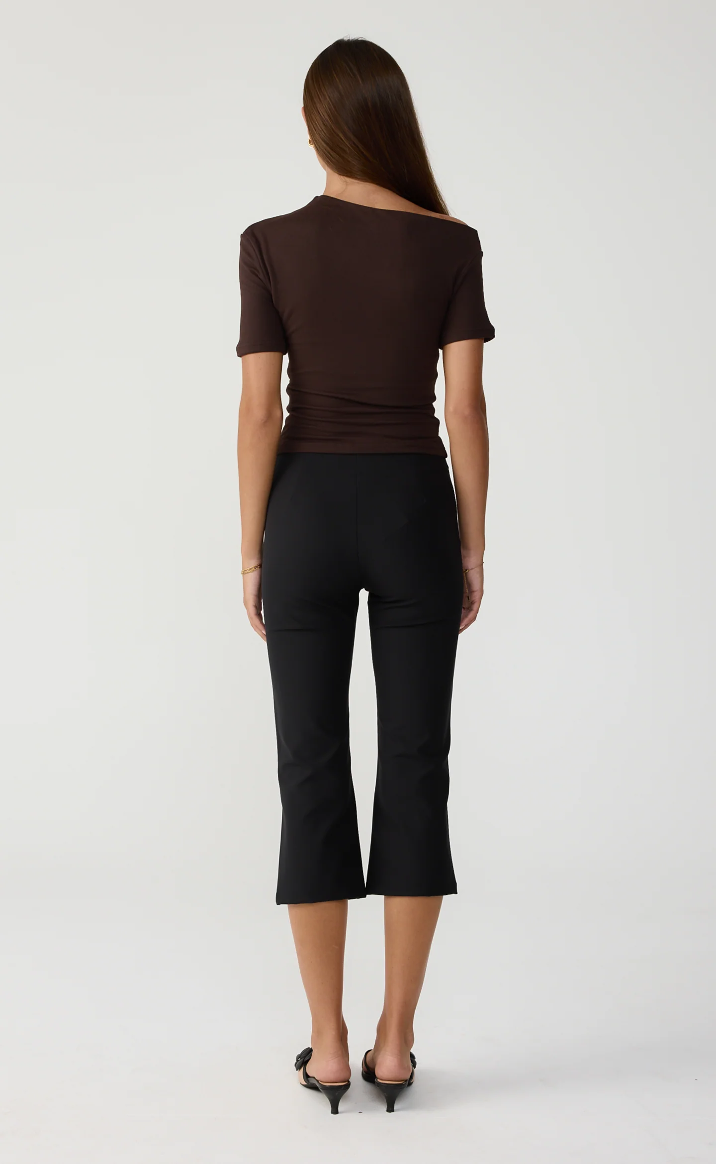Serene Capri Pants (Black) - Image 3
